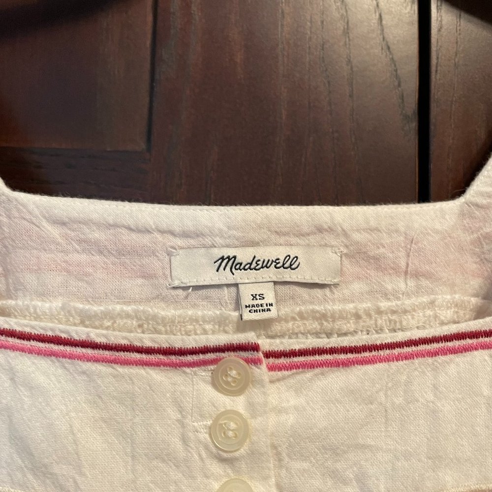 Final 🌻 
Madewell Embroidered Sand blossom blouse - Picture 5 of 7